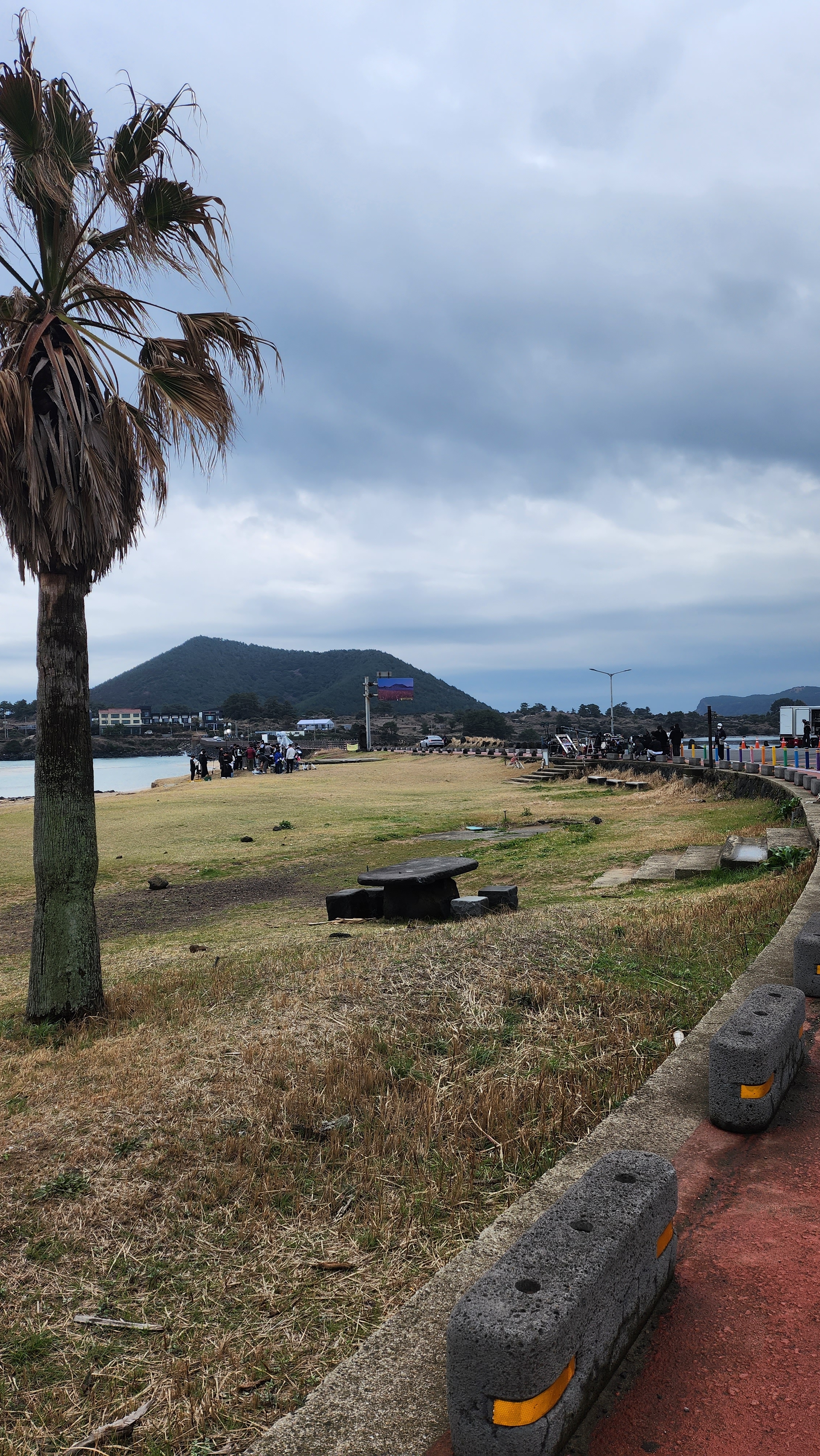 [잡담] 제주도 왔는데 뭐 촬영한다 | 인스티즈