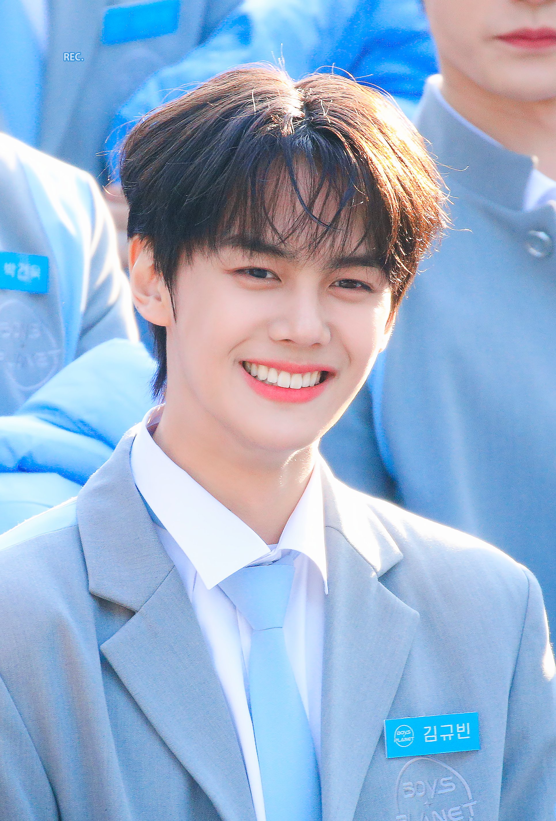 [잡담] 성한빈 김지웅 한유진 김규빈 이렇게만 봐도 데뷔조 그림 보이는거같음 | 인스티즈