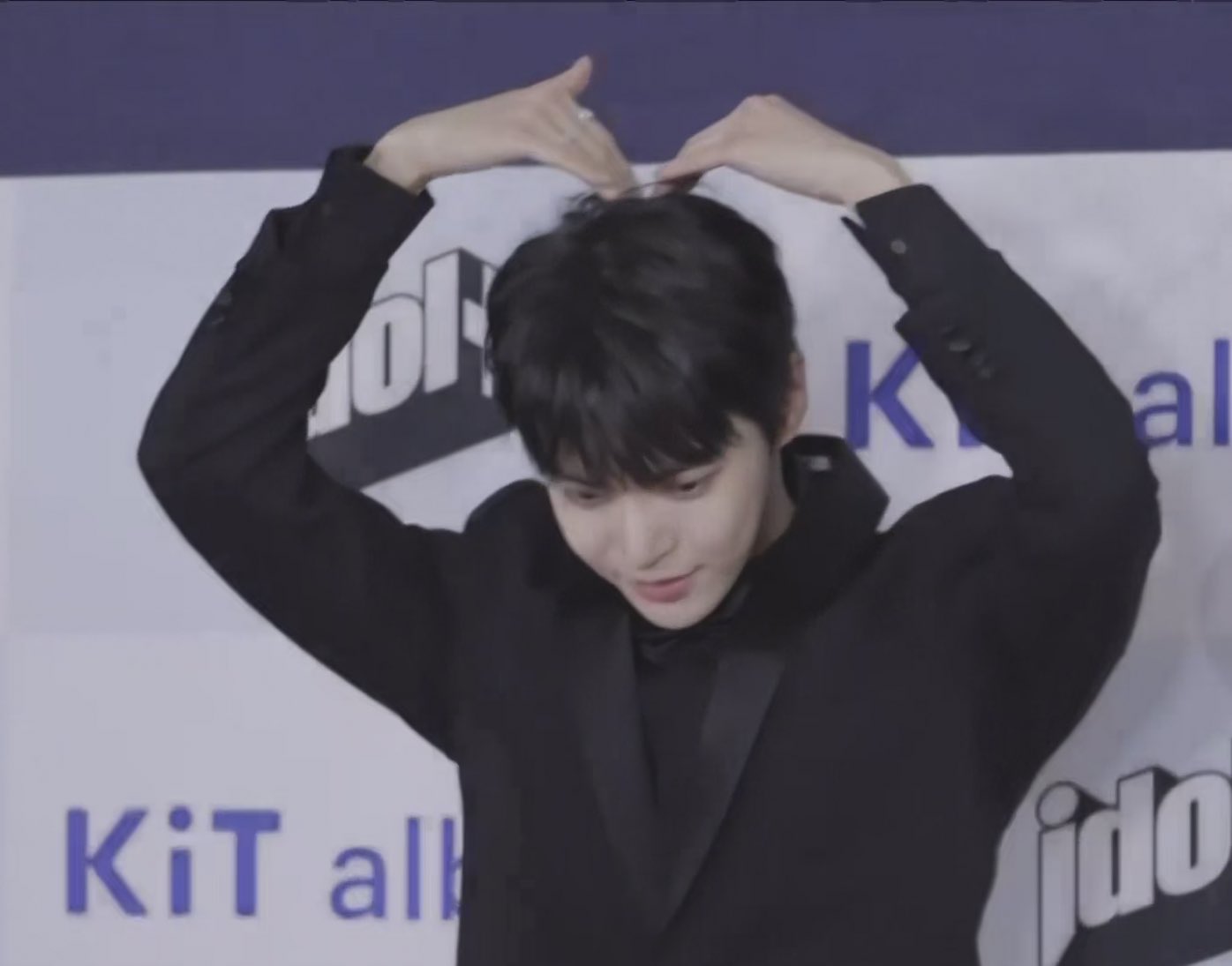 [잡담] 으아아아아악 오늘 도영 덮은머리 | 인스티즈