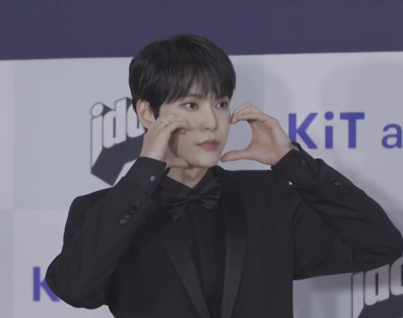 [잡담] 으아아아아악 오늘 도영 덮은머리 | 인스티즈