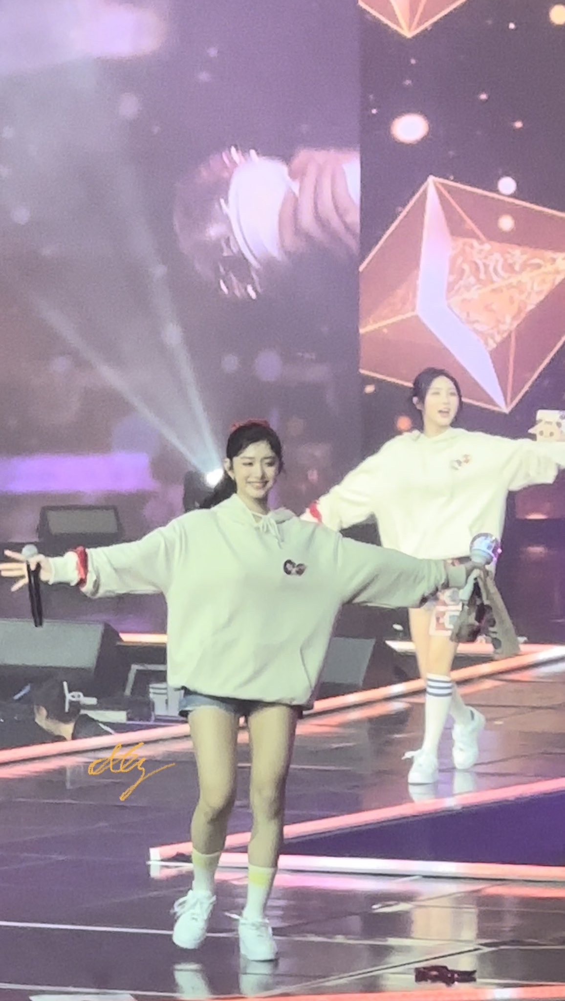 [잡담] 와 이서 폰카짤 보는데 | 인스티즈