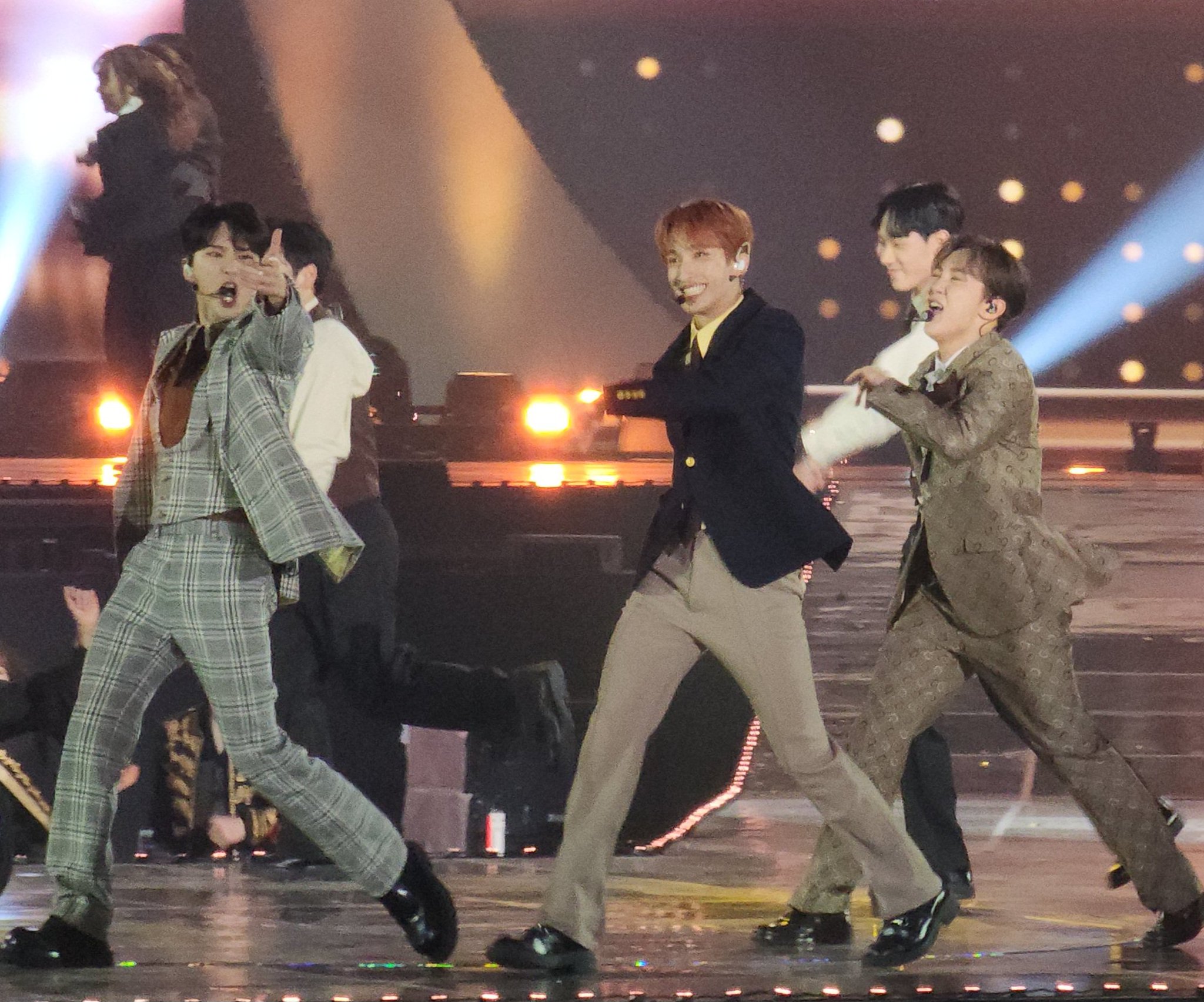 [잡담] 미친 부석순 기사 사진ㅋㅋㅋㅋㅋㅋㅋㅋㅋㅋㅋㅋㅋㅋㅋㅋ | 인스티즈