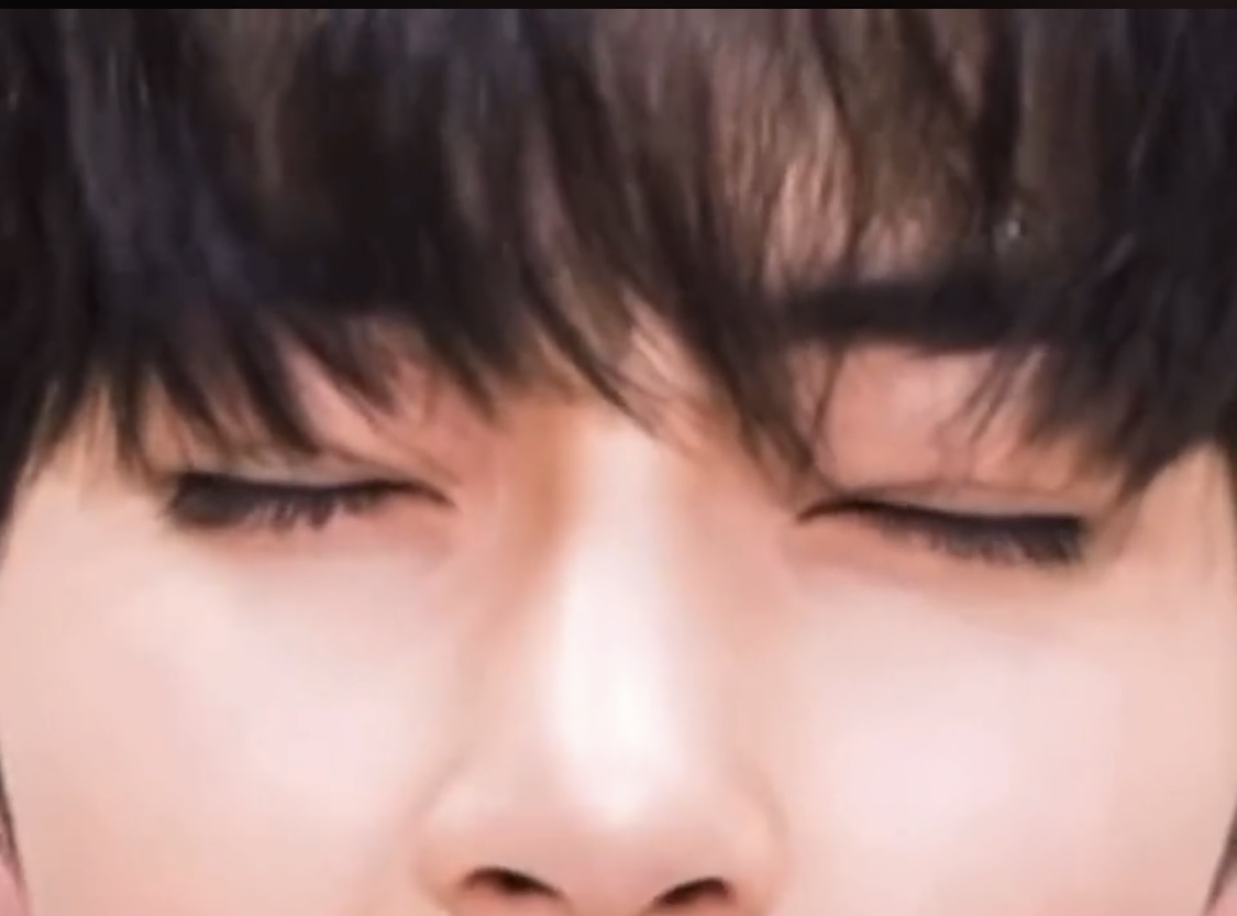 [잡담] 와 성한빈 속눈썹 이정도면 낙타 아니냐고... | 인스티즈