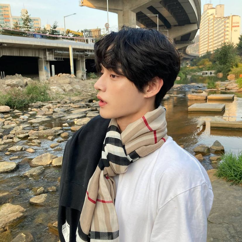 [잡담] 근데 김지웅 사진 잘찍는것같지않아? | 인스티즈