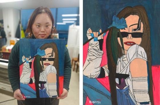 정은혜作 '파란장미를 든 블랙핑크 제니', 엔버갤러리에서 공개 | 인스티즈