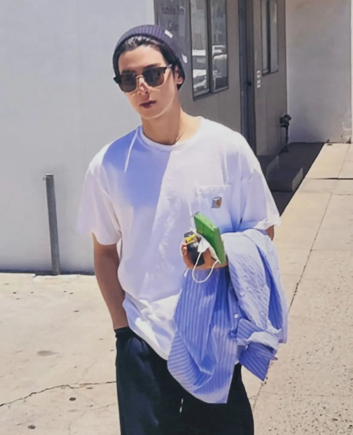 [잡담] 본인 사진전에 등장했다는 차은우 | 인스티즈