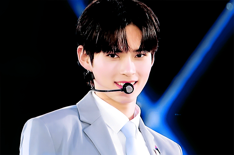 [잡담] 성한빈 움짤계 알려줄 사람.. | 인스티즈