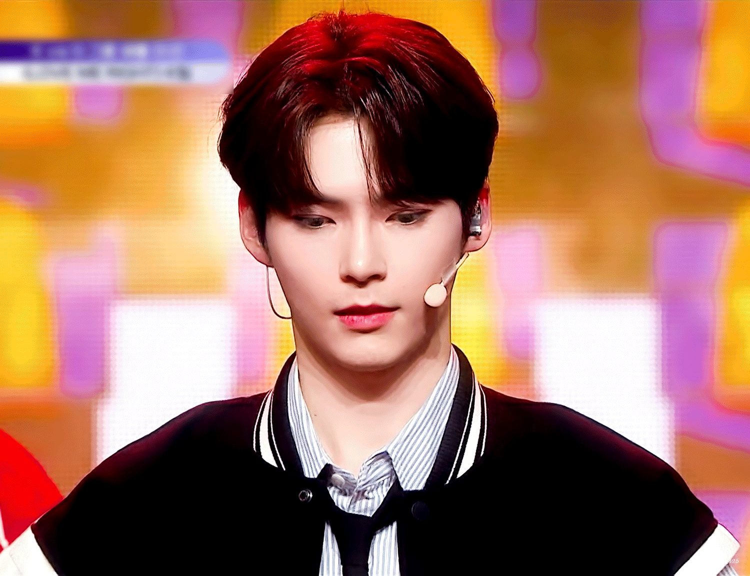 [잡담] 성한빈 정말 개좋아 숨도 예쁘게 쉬고 눈도 예쁘게 깜박이는거 실화????? | 인스티즈