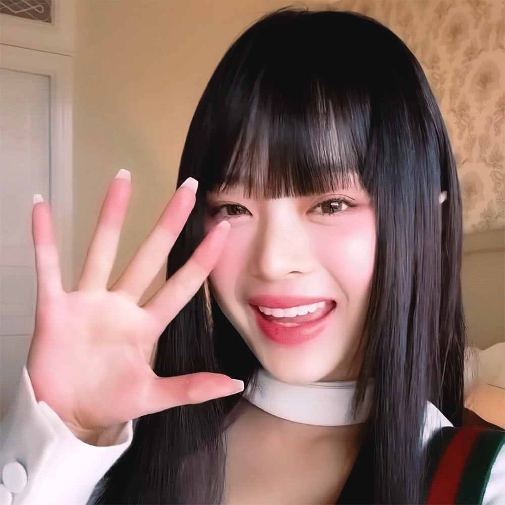 [잡담] 뉴진스 하니 진짜 넘 사랑스럽게 생김.. | 인스티즈