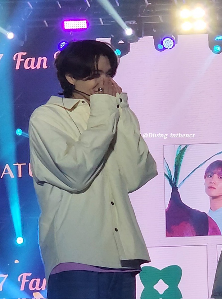 [잡담] 쟈니 원래 이렇게 웃어? | 인스티즈