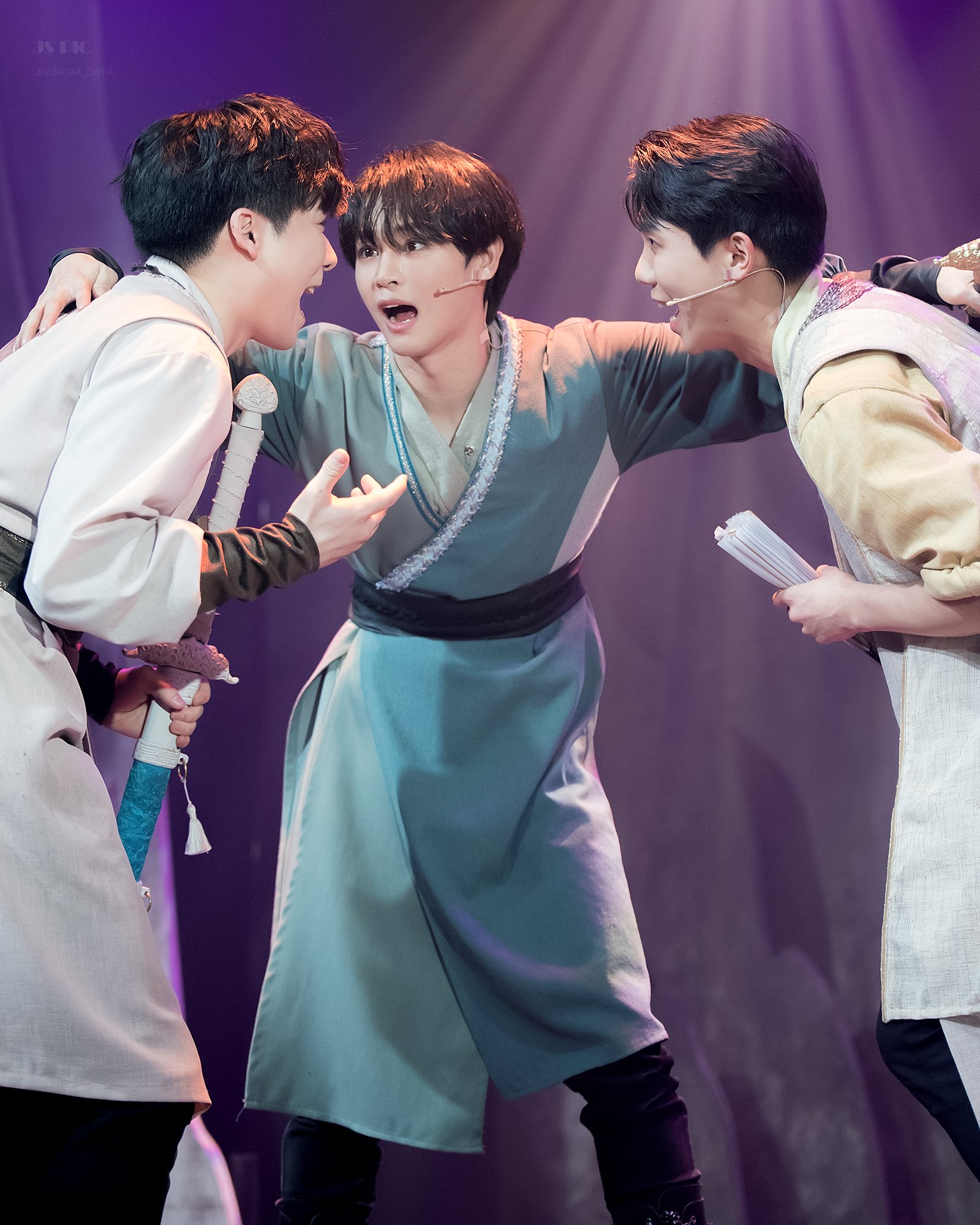 [잡담] 피크타임 가람님 뮤지컬 사진 봐 대박예쁘심 | 인스티즈