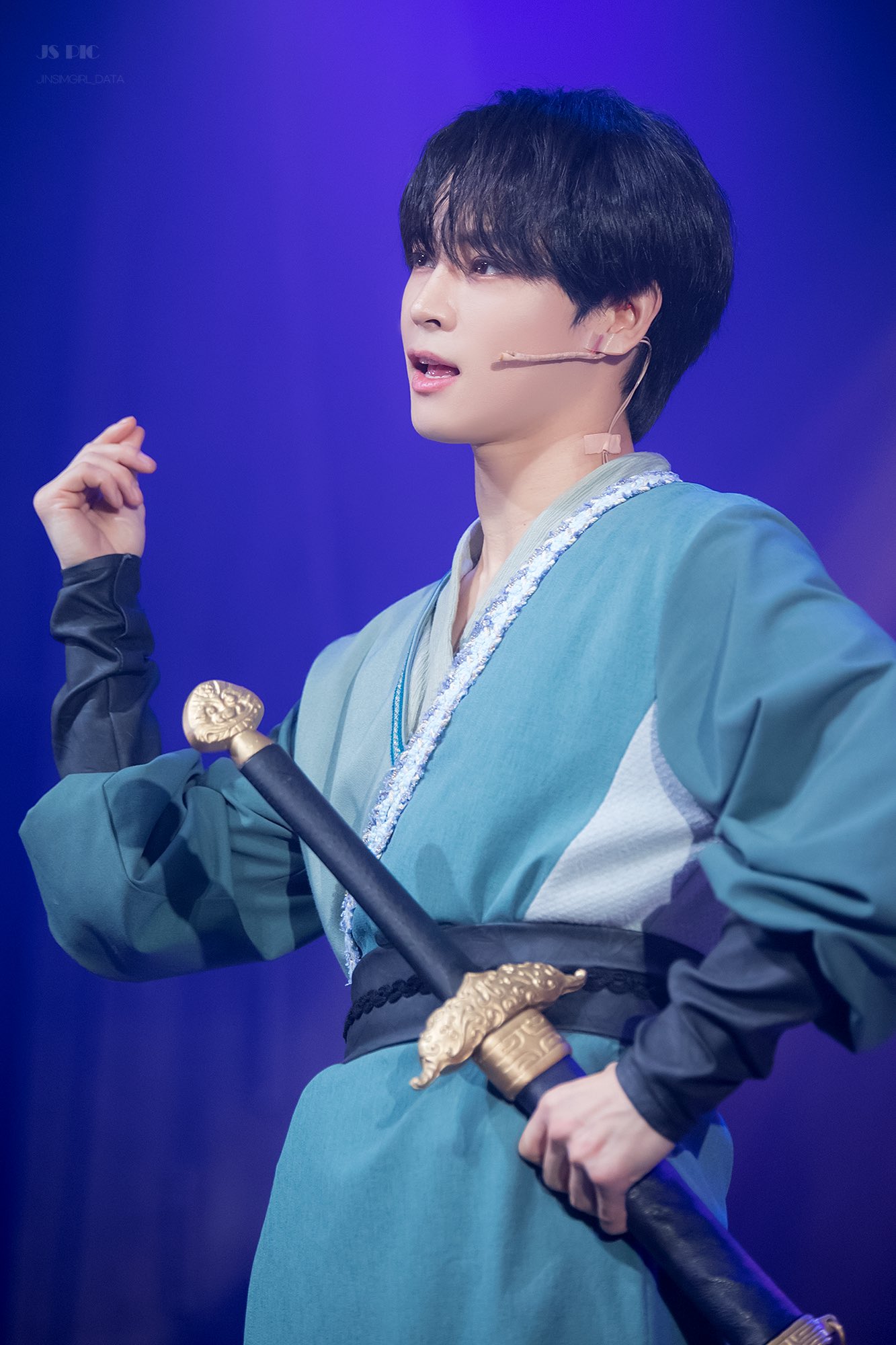 [잡담] 피크타임 가람님 뮤지컬 사진 봐 대박예쁘심 | 인스티즈