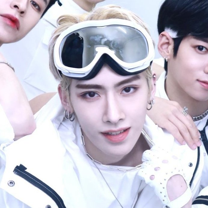 [잡담] 무대 보고 괜찮은 G그룹 연습생 3명 더 생김...(내기준) | 인스티즈