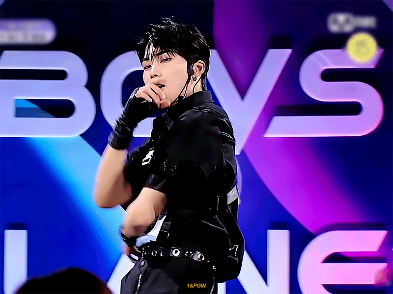 [잡담] 박건욱은 1화때 착장이랑 춤이 ㄹㅈㄷ | 인스티즈