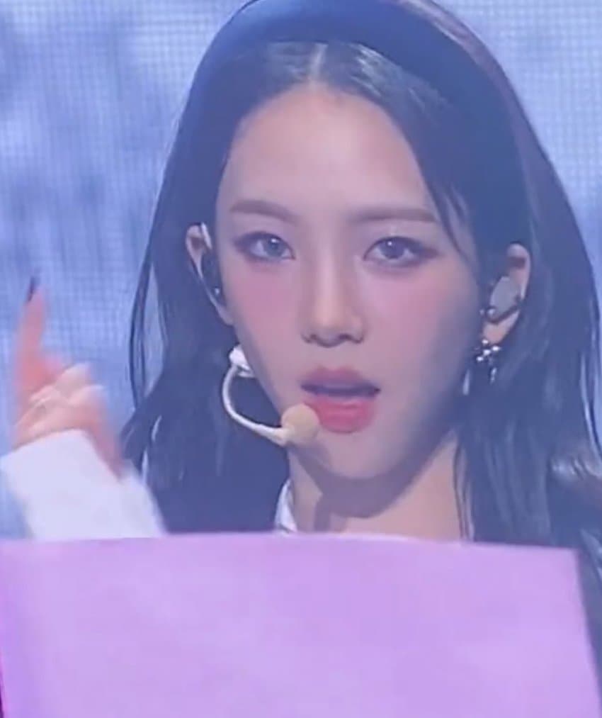 [잡담] 오늘자 에스파 콘서트 카리나 ㅅㅍㅈㅇ | 인스티즈