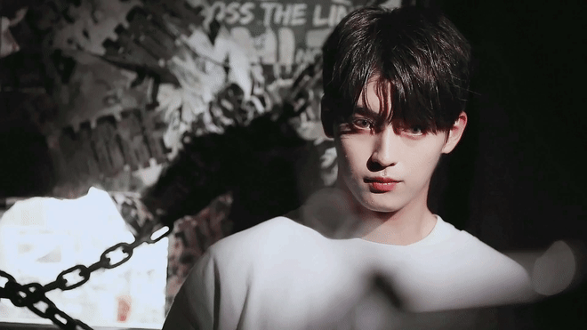 [잡담] 보플로 경력직 남돌 비주얼 재조명 되는거 보면 이 남돌도 나왔으면 좋았을걸 | 인스티즈