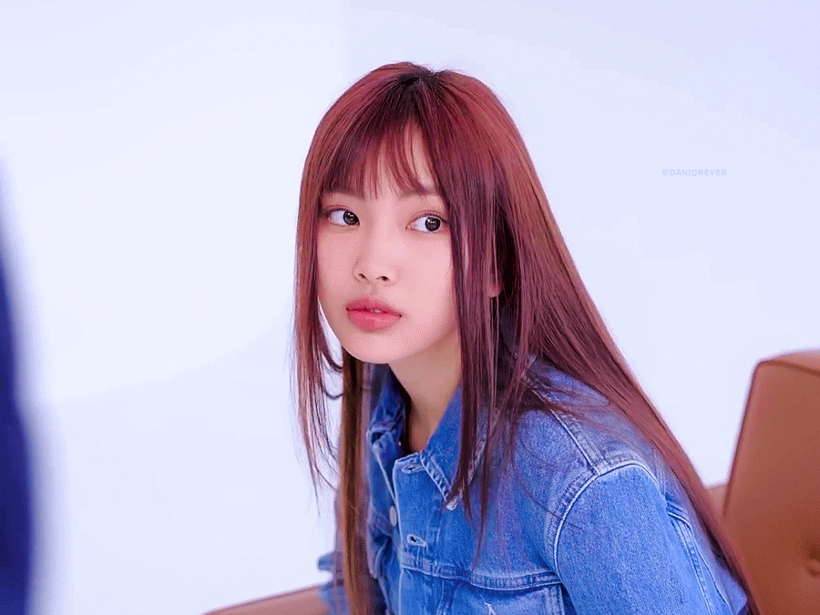 [잡담] 뉴진스 앞머리 있는거랑 없는거 뭐가 취향임??? | 인스티즈