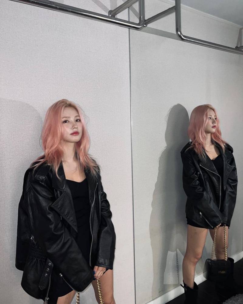 [잡담] 조미연 핑크중단발+라이더자켓 못 잊은 사람 ㄴㅇㄴ | 인스티즈