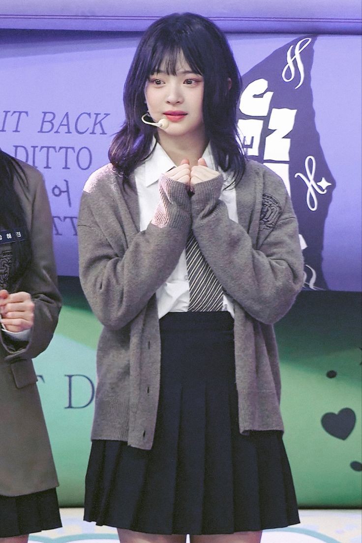 [잡담] 하니 이런 머리 잘 어울리기 어려울까...? | 인스티즈