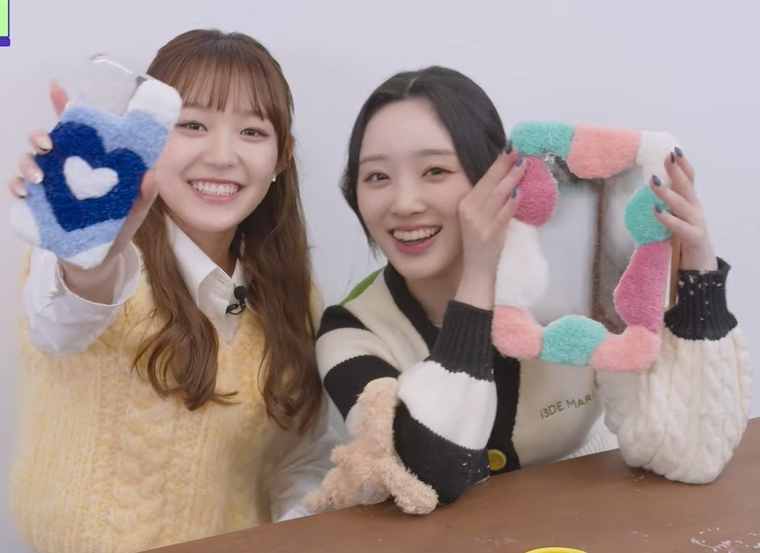 [잡담] 이거 라잇썸 유정이랑 히나가 터프팅으로 만든건데 진짜 귀여워ㅠ | 인스티즈