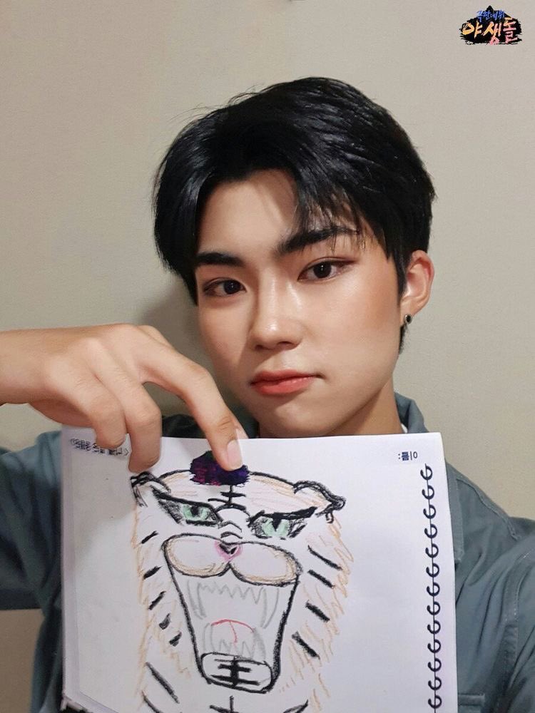 [잡담] 하 박건욱 본인 닮은 동물 그린거봐 | 인스티즈