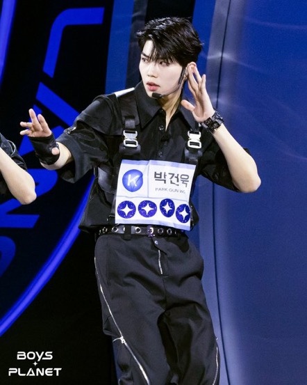 [잡담] 건욱이 1화가 젤 성숙해보임 | 인스티즈