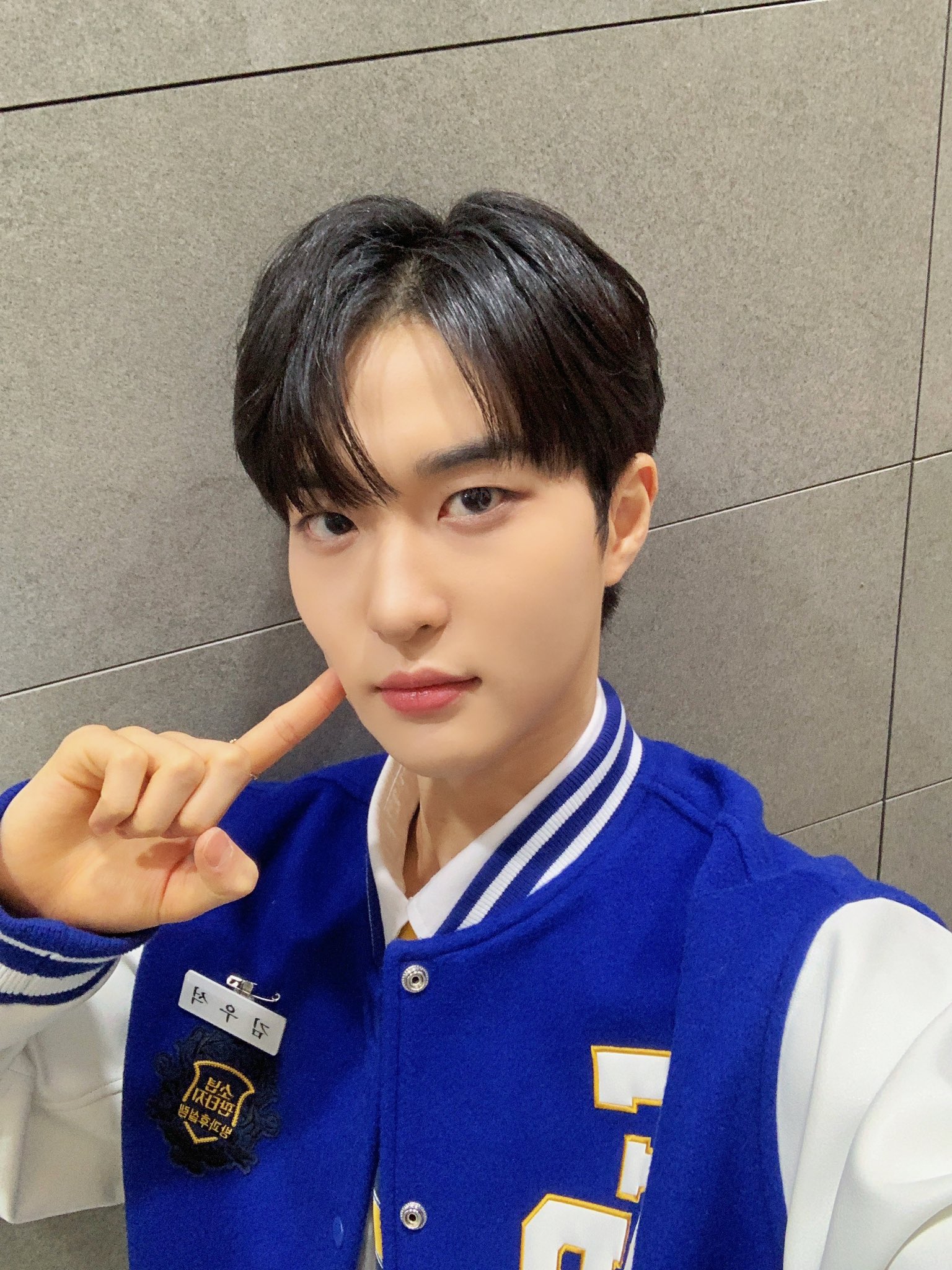 [잡담] 소판 애들 음악중심 개인 셀카떴음 이름알아가 | 인스티즈