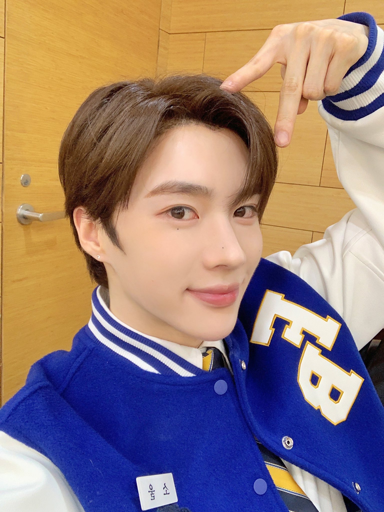 [잡담] 소판 애들 음악중심 개인 셀카떴음 이름알아가 | 인스티즈