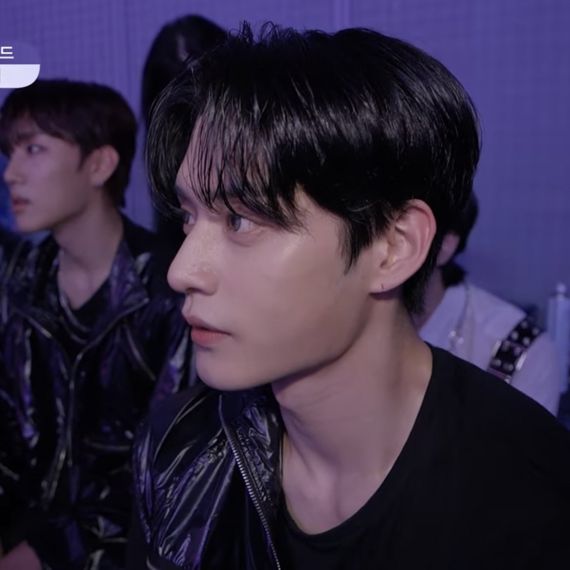 [잡담] 김지웅 비하인드 사진 딱 한 번만 봐주라 진짜 쓰니 소원 | 인스티즈