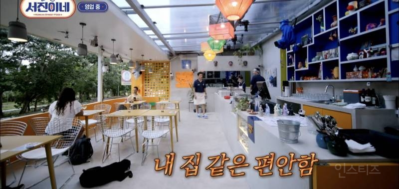 유기견이 식당에 들어와도 신경 안 쓰는 문화를 보고 배워야 하는 이유 | 인스티즈