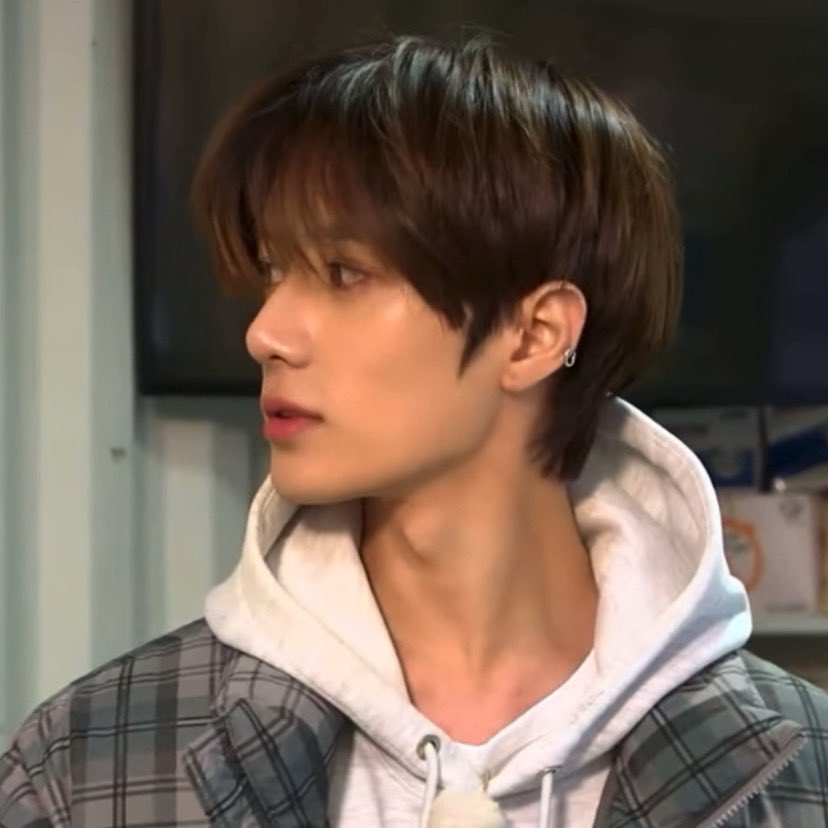 [잡담] 범규 얼굴 뭐임...?어떡해... | 인스티즈