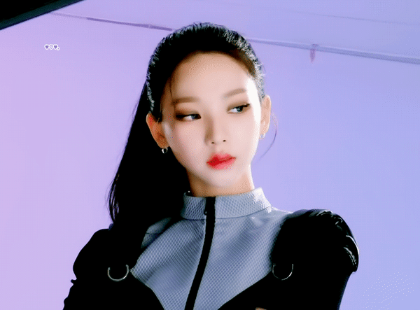 [잡담] 카리나, 네 얼빡에 난 정말 기절해 | 인스티즈