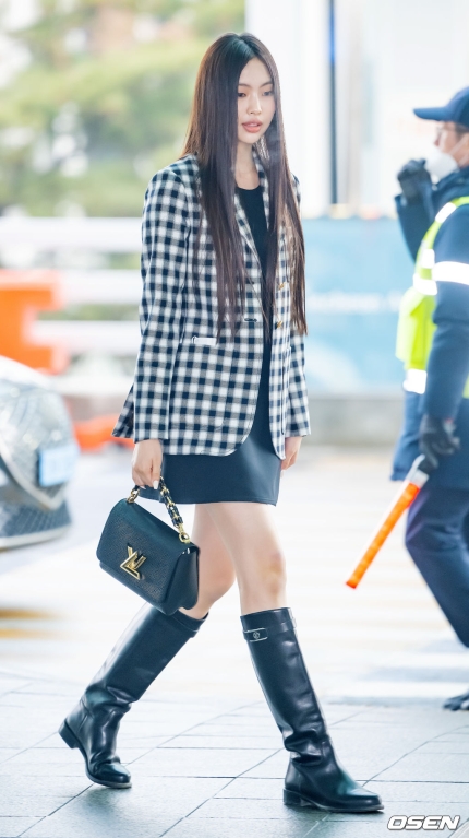 [잡담] 혜인이 패션쇼 가는데 공항사진 그냥 머델 | 인스티즈