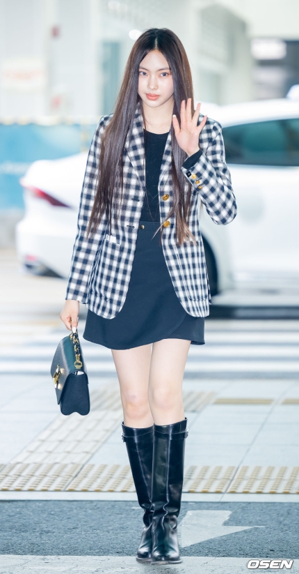 [잡담] 혜인이 패션쇼 가는데 공항사진 그냥 머델 | 인스티즈
