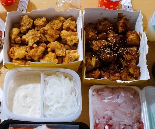 이거 무슨 치킨인지 아는 익?????? | 인스티즈