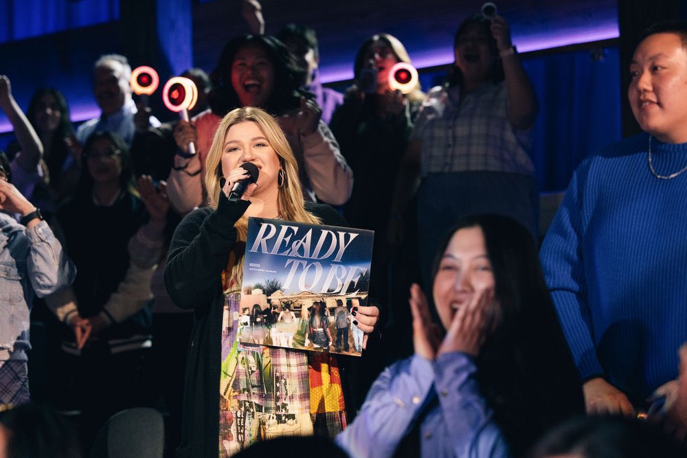 [잡담] 트와 이거 왤케 합성같지 아무리봐도 안믿겨 | 인스티즈