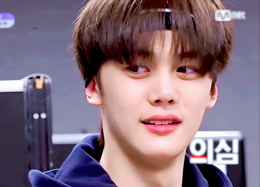 [잡담] 김규빈은 표정이 너무 투명해서 | 인스티즈