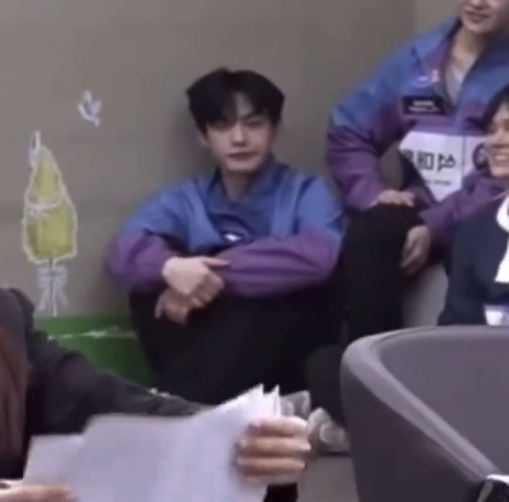 [잡담] 김지웅 모옹... | 인스티즈