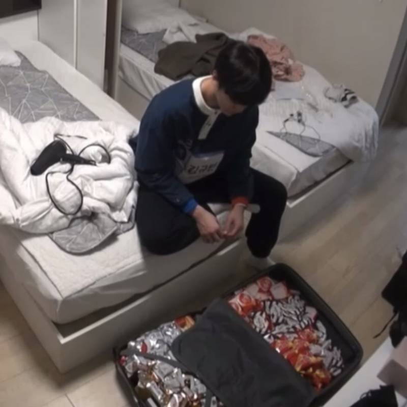 [잡담] 김규빈 과자 사는데 얼마 썼을까 | 인스티즈