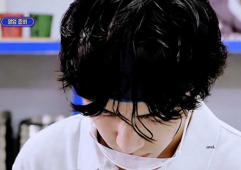 [잡담] 아니 뷔 식당 위생마크스하고 잘생긴거 어이없다 | 인스티즈