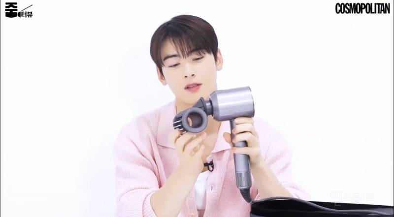 [잡담] 아니 이 얼굴로 영업 하는 거 솔직히 반칙 아님 ? | 인스티즈