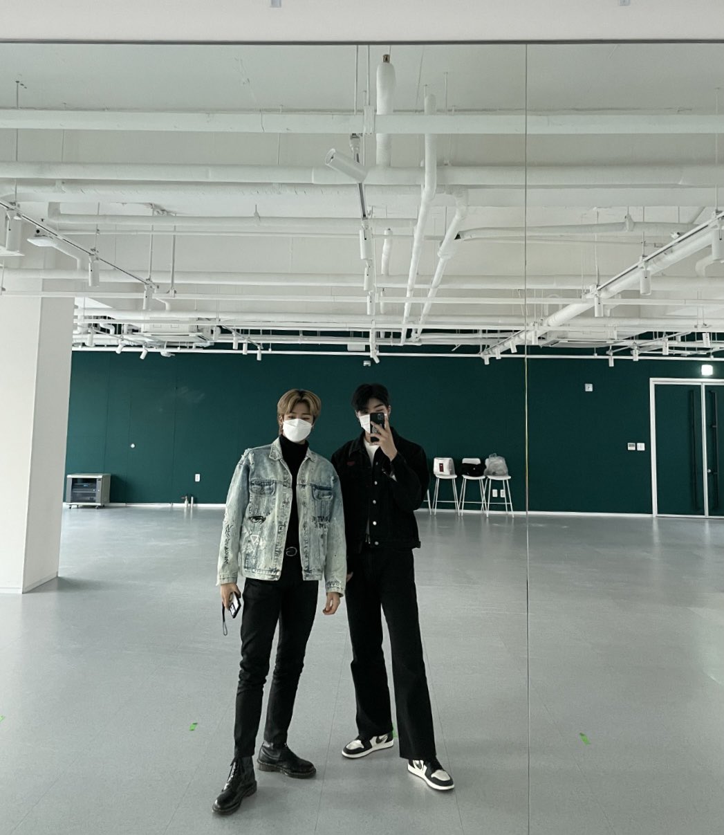 [잡담] 박건욱 인스타 만약 한다면 이런사진 개많겠지ㅠㅠㅠㅠ | 인스티즈