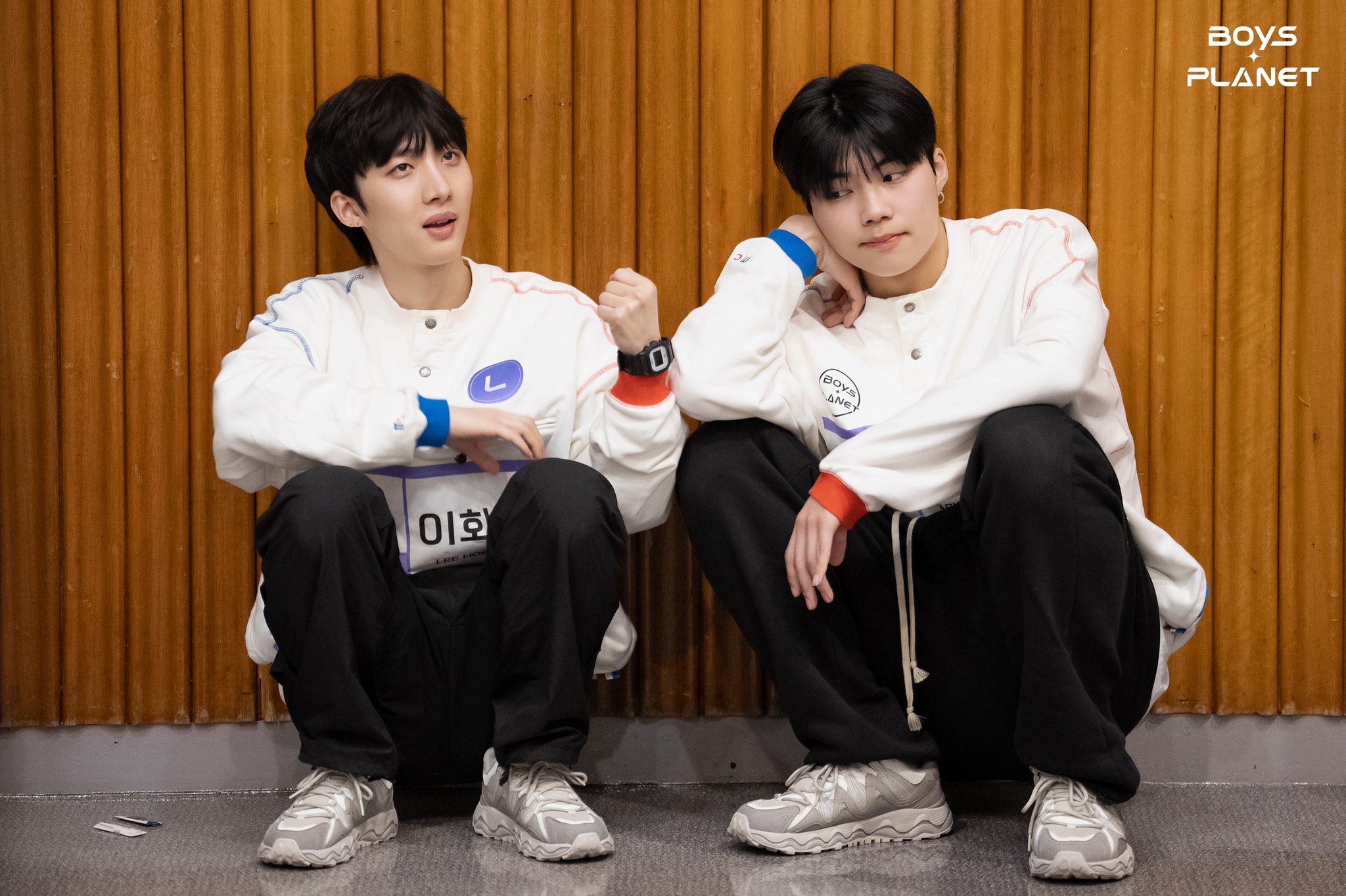 [잡담] 건욱이 덮머한거 너무 좋아 | 인스티즈