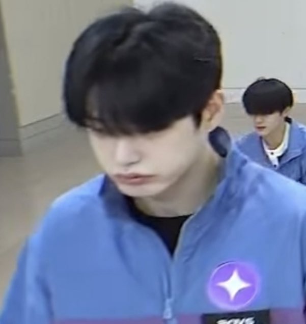 [잡담] 김지웅 데뷔초부터 입열면 맹하다는 얘기 들어왔었구낰ㅋㅋㅋㅋㅋ | 인스티즈