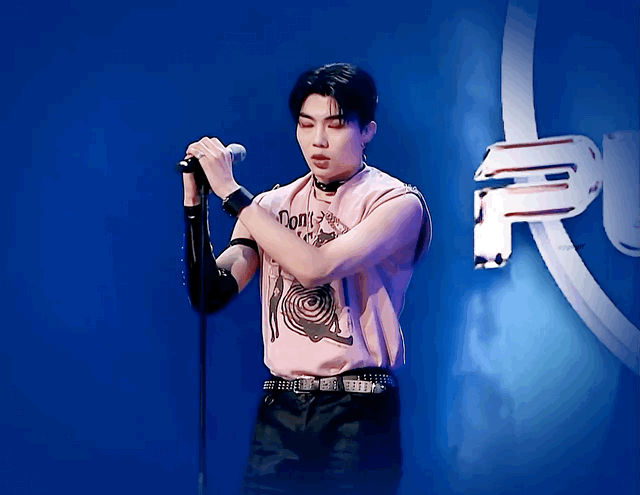 [잡담] 아 건욱이 엠카 무대할때 또 긴장하겠지 | 인스티즈