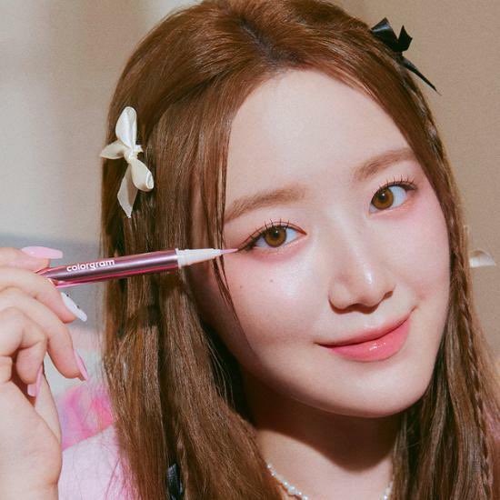[잡담] 슈화 이런 화장 첨보는데 개잘어울린다 | 인스티즈