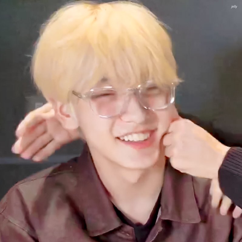 [잡담] 썩은 현생속에 유일한 빛… 최수빈… | 인스티즈