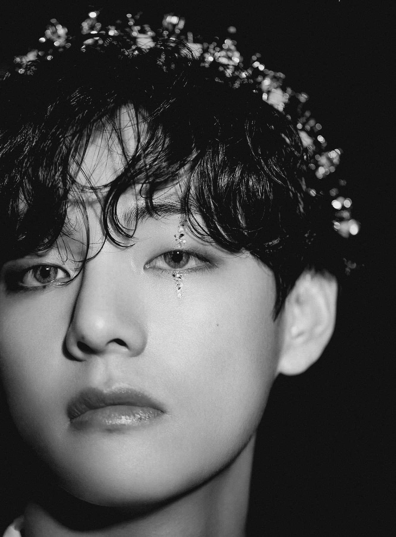 [잡담] 방탄 뷔 같은 사람 보면 아이돌은 확실히 눈빛 잘 쓰는게 중요하구나를 느낌 | 인스티즈