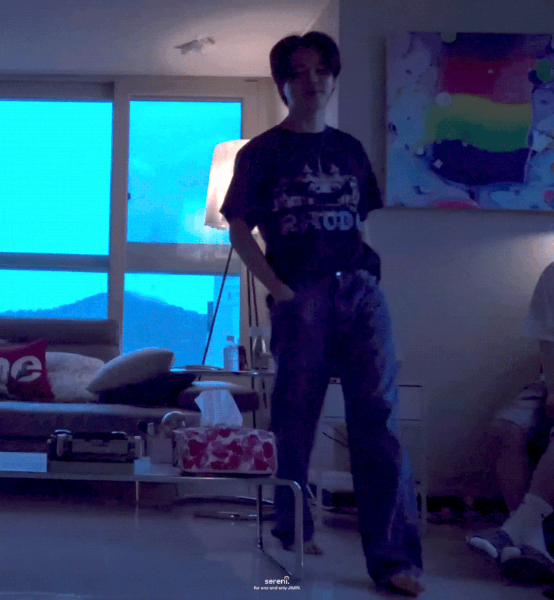 [잡담] 근데 방탄 지민 거의 피독이랑 동거를 했네 | 인스티즈