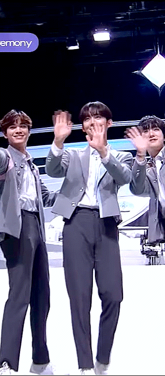 [잡담] 유승언 손 개큰거봐 | 인스티즈